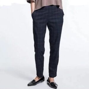 Uniqlo Smart Ankle Trousers in Navy with White Grid Pattern